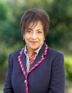 A photo portrait of Linda Fontanilla